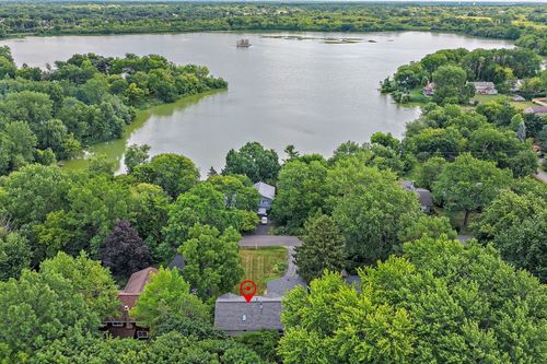 910 Division St, Barrington, IL, 60010-5087 | Card Image