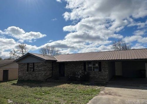 5706 Twin Pine Dr, Paragould, AR, 72450-3324 | Card Image
