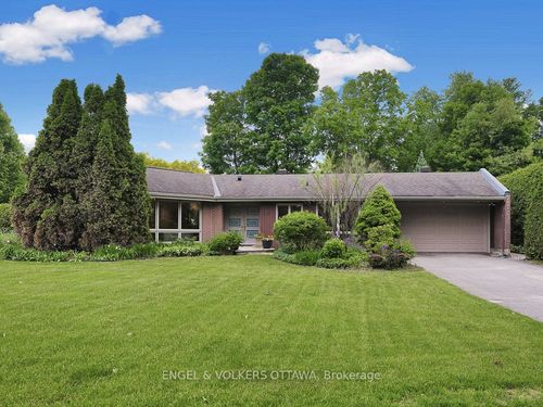 170 Sandridge Rd, Rockcliffe, ON, K1L5A1 | Card Image