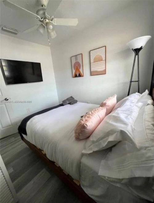 apt-2-1542 Nw 35th St, Miami, FL, 33142-1803 | Card Image