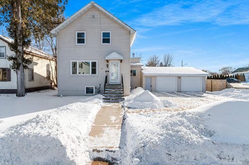 214 Baldwin Street, Oconto, WI, 54153 | Card Image