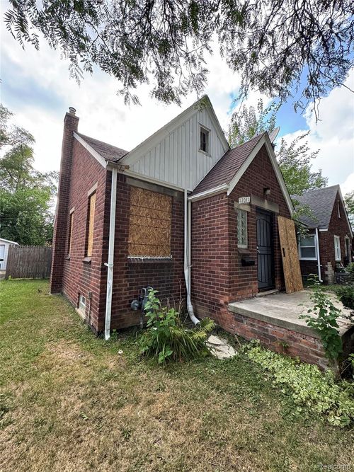12047 Coyle St, Detroit, MI, 48227-2427 | Card Image