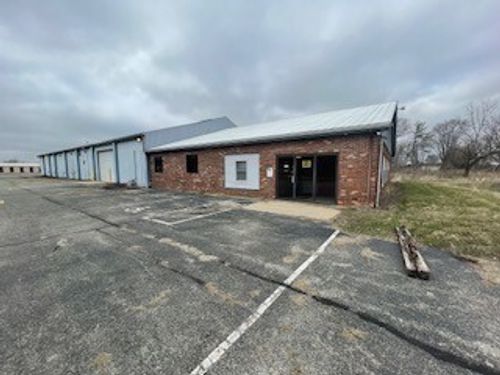 1600 N Main St, Georgetown, IL, 61846-1069 | Card Image