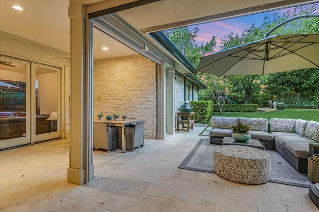 9001 Thickwoods, House other with 4 bedrooms, 5 bathrooms and 2 parking in Austin TX | Image 25