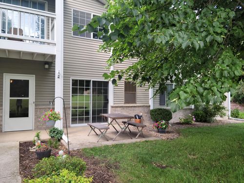 7123 Fieldview Dr, Mount Pleasant, WI, 53406-2693 | Card Image