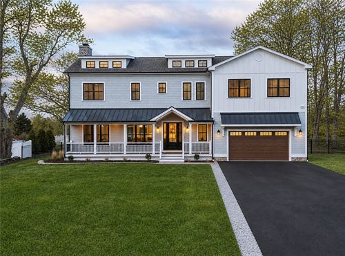 980 Green End Avenue Avenue, Middletown, RI, 02842 | Card Image
