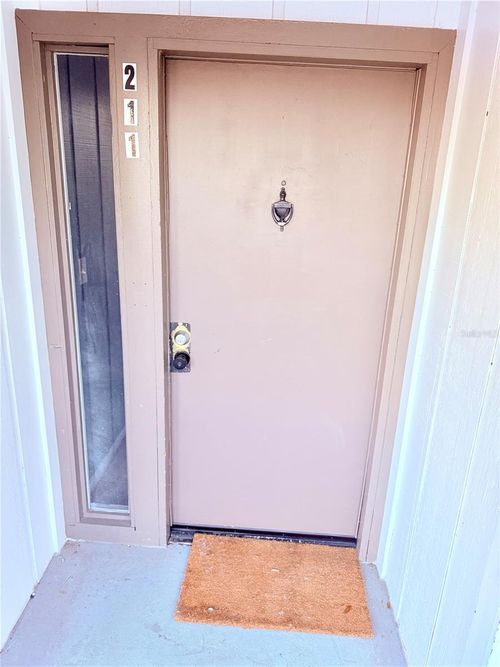 apt-211-6519 Newberry Rd, GAINESVILLE, FL, 32605-4341 | Card Image