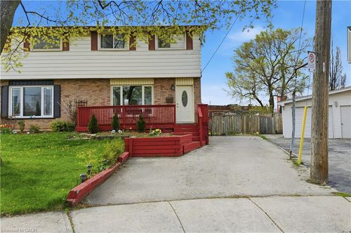 116 Gainsborough Rd, Hamilton, ON, L8E1E1 | Card Image