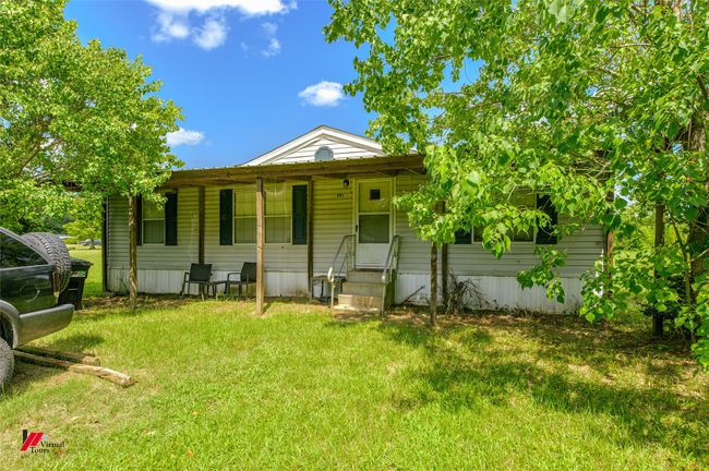 Front view of doublewide | Image 16