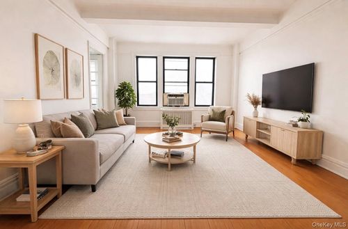 8e-83-00 Talbot Street, New York, NY, 11415 | Card Image