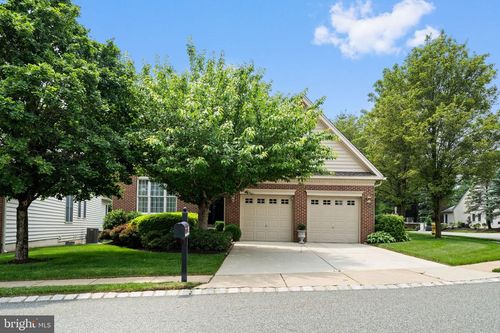 2 Cassin Hill Rd, GARNET VALLEY, PA, 19060-1321 | Card Image