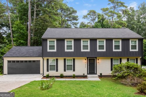 234 Pinehurst Ln, Marietta, GA, 30068-3949 | Card Image