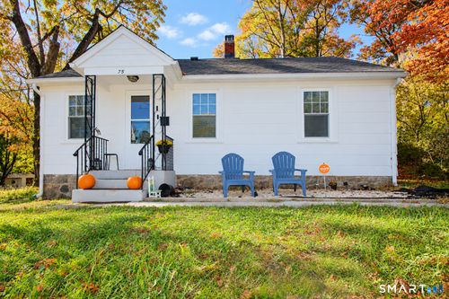 75 Ellsmere Ave, Waterbury, CT, 06705-2820 | Card Image