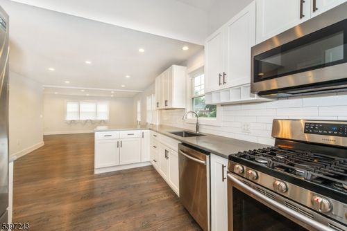 1-266 Elmwood Ave, Maplewood, NJ, 07040-1909 | Card Image