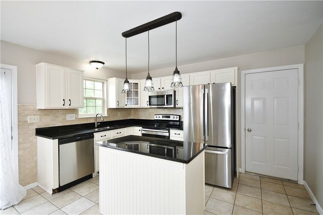 6755 Mars Crider Rd, House other with 4 bedrooms, 3 bathrooms and 2 parking in Seven Fields PA | Image 13
