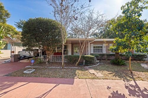 1420 W Bogie Dr, Tampa, FL, 33612-7326 | Card Image