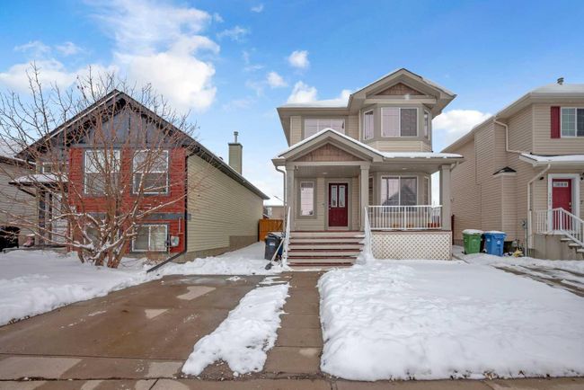 2082 Bridlemeadows Manor Sw, Home with 4 bedrooms, 3 bathrooms and 2 parking in Calgary AB | Image 3