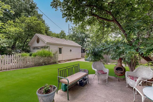 609 Valencia St, House other with 3 bedrooms, 2 bathrooms and null parking in Dallas TX | Image 33