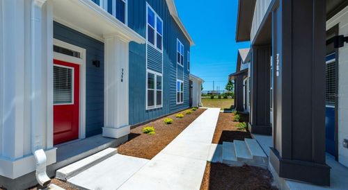 c1-4980 Red Maple Ln, Wildwood, FL, 34785-7580 | Card Image