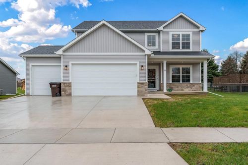 59 E Evergreen Ln, Milton, WI, 53563-1673 | Card Image