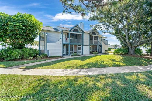 8-101-4610 Lake Waterford Way, Melbourne, FL, 32901-8892 | Card Image