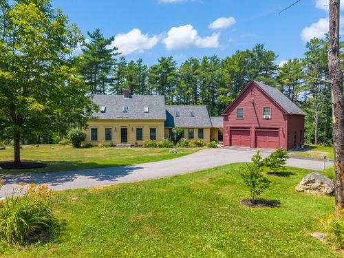 18 Kimberley Cir, Brunswick, ME, 04011-3815 | Card Image