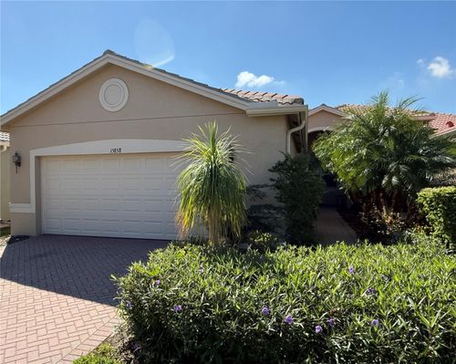 15858 Aurora Lake Cir, WIMAUMA, FL, 33598-4030 | Card Image