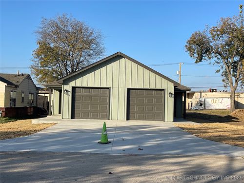 a-b-5305 E Admiral Boulevard, Tulsa, OK, 74115 | Card Image