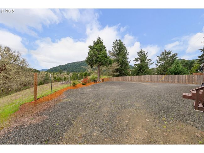 100 Crater Rd, House other with 3 bedrooms, 2 bathrooms and null parking in Camas Valley OR | Image 28