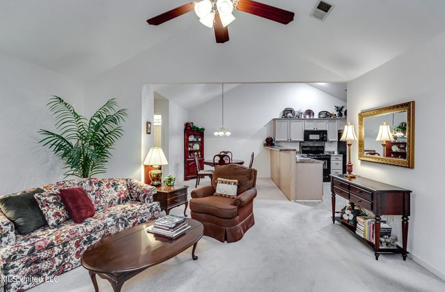 804 Charmant-37 | Image 10
