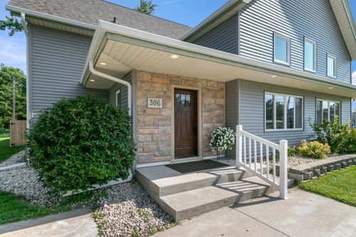 306 E Lake Ave, MONTICELLO, WI, 53570-9686 | Card Image