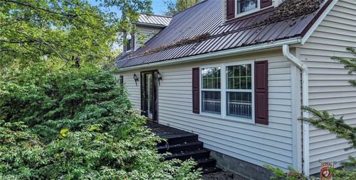 7170 Old Town Rd, Mount Perry, OH, 43760-9634 | Card Image