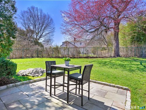 368-368 Knapps Hwy, Fairfield, CT, 06825-4341 | Card Image