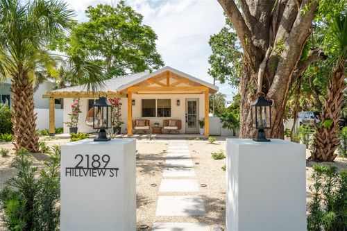 2189 Hillview St, SARASOTA, FL, 34239-2346 | Card Image