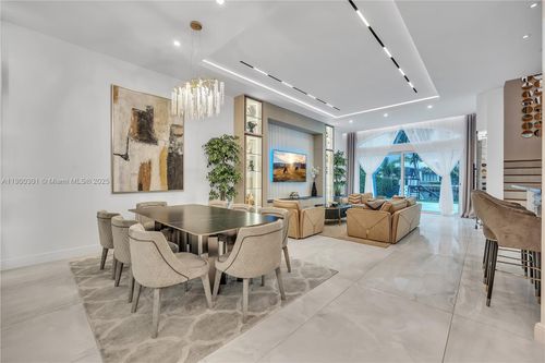 1594 Shoreline Way, Hollywood, FL, 33019-5010 | Card Image