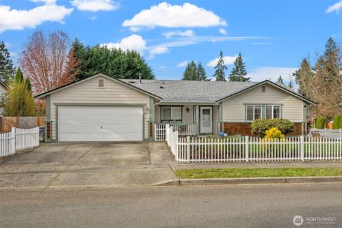 17504 40th Dr Ne, Arlington, WA, 98223-3707 | Card Image