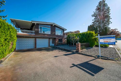 951 Everett Cres, Burnaby, BC, V5A2N6 | Card Image