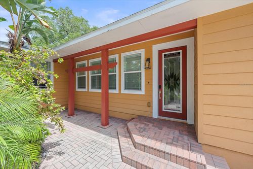2395 Hyde Park Street, Sarasota, FL, 34239 | Card Image
