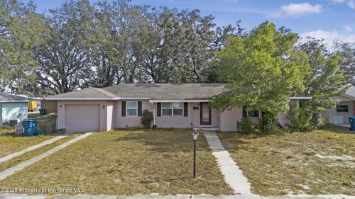 7464 Acorn Circle, SPRING HILL, FL, 34606 | Card Image