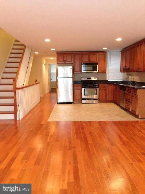 2nd-fl-4514 Springfield Ave, PHILADELPHIA, PA, 19143-3709 | Card Image