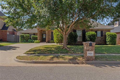 9024 Nw 84th Ter, Yukon, OK, 73099-8691 | Card Image