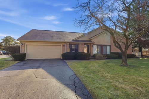 521 Tennyson, Rochester Hills, MI, 48307-4246 | Card Image