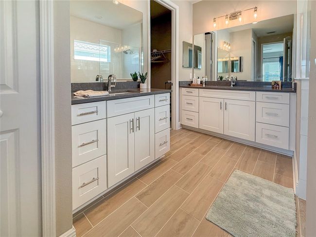 6515 Big Bayou Dr, House other with 3 bedrooms, 2 bathrooms and null parking in SARASOTA FL | Image 13