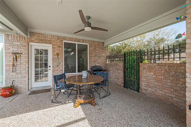 5803 Slashwood Ln, House other with 4 bedrooms, 4 bathrooms and 3 parking in Spring TX | Image 43