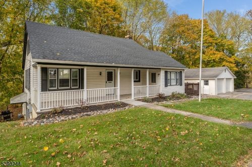 324 Tunnel Rd, Asbury, NJ, 08802-1119 | Card Image