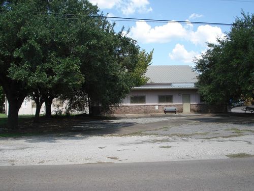 1912 Avenue I, Bay City, TX, 77414-5104 | Card Image