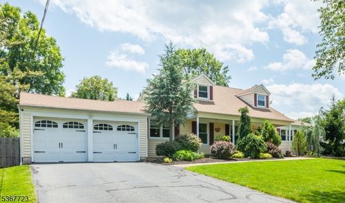 5 Normandy Dr, Parsippany, NJ, 07054-4029 | Card Image