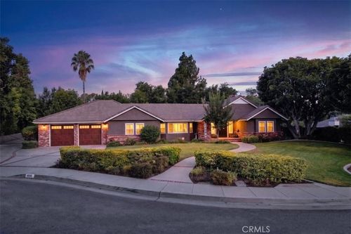 609 Ferrari, West Covina, CA, 91791 | Card Image
