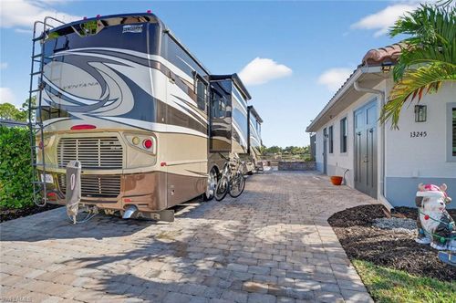 13245 Golden Palms Cir, FORT MYERS, FL, 33913-7215 | Card Image