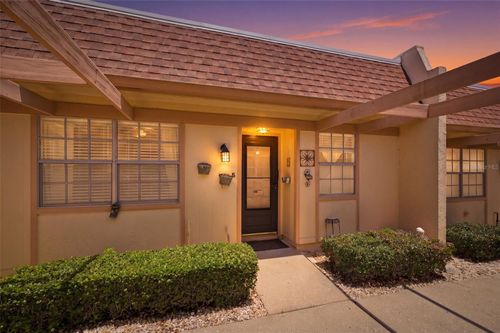 5-11210 Carriage Hill Dr, PORT RICHEY, FL, 34668-1883 | Card Image